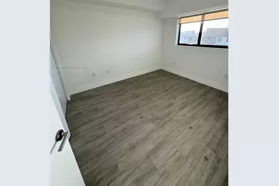 460 NE 28th St #906, Miami, FL 33137 - Photo 8