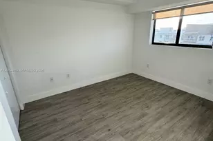 460 NE 28th St, Miami, FL 33137 - Photo 8