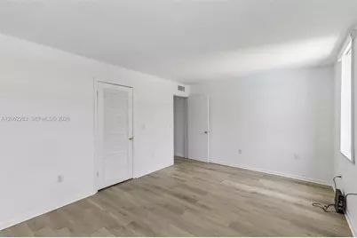 1900 W 68th St #B203, Hialeah, FL 33014 - Photo 24