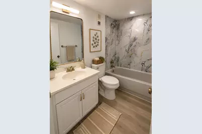 1900 W 68th St #B203, Hialeah, FL 33014 - Photo 6
