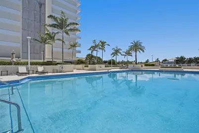 5600 Collins Ave #5A, Miami Beach, FL 33140 - Photo 18