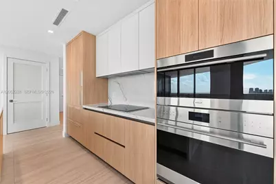 2411 Laguna Circle #2011, North Miami, FL 33181 - Photo 16