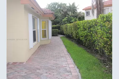11236 NW 58th Ter, Doral, FL 33178 - Photo 24