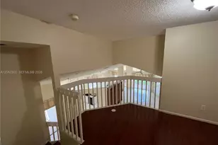 1540 W Lacosta Dr W, Pembroke Pines, FL 33027 - Photo 14