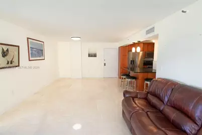 1623 Collins Ave #215, Miami Beach, FL 33139 - Photo 12