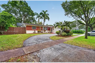 5122 SW 92nd Ter, Cooper City, FL 33328 - Photo 4
