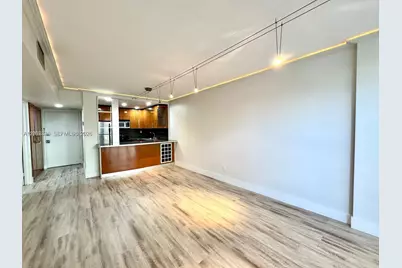 200 172nd St #206, Sunny Isles Beach, FL 33160 - Photo 6