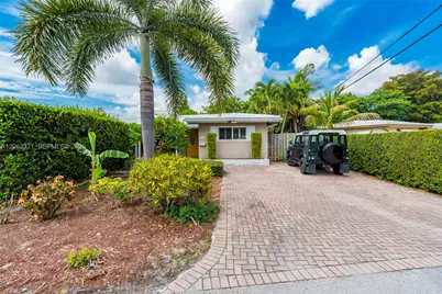 2115 NE 15th Ave, Wilton Manors, FL 33305 - Photo 26