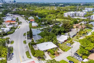 2115 NE 15th Ave, Wilton Manors, FL 33305 - Photo 30