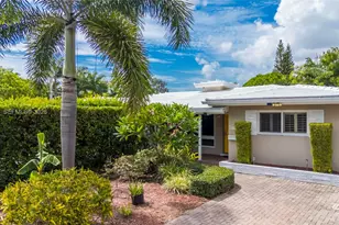 2115 NE 15th Ave, Wilton Manors, FL 33305 - Photo 1