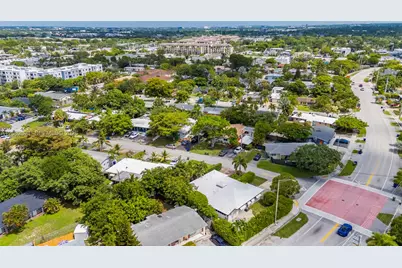 2115 NE 15th Ave, Wilton Manors, FL 33305 - Photo 32