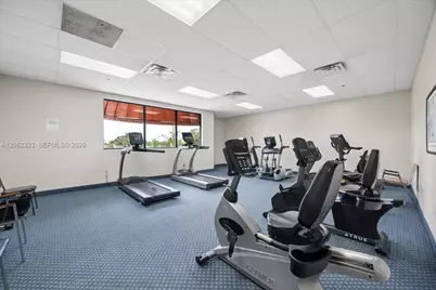 800 S Hollybrook Dr #205, Pembroke Pines, FL 33025 - Photo 28