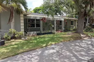 8331 SW 156th St, Palmetto Bay, FL 33157 - Photo 1