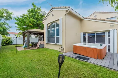 17513 NW 10th St, Pembroke Pines, FL 33029 - Photo 36