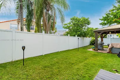 17513 NW 10th St, Pembroke Pines, FL 33029 - Photo 38
