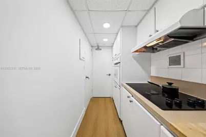 1200 West Ave #1502, Miami Beach, FL 33139 - Photo 12