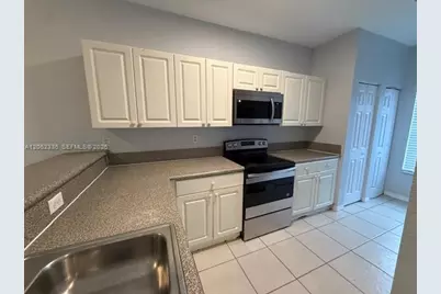 14025 SW 49th St #10, Miramar, FL 33027 - Photo 6