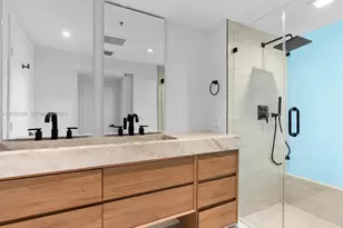 92 SW 3rd St, Miami, FL 33130 - Photo 40