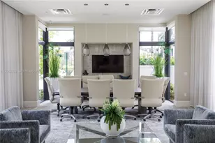 8001 NW 41st St, Doral, FL 33166 - Photo 16
