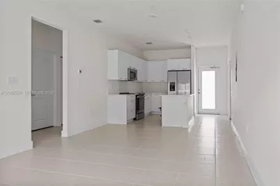 8001 NW 41st St #F-106, Doral, FL 33166 - Photo 2
