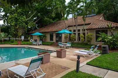4241 W McNab Rd #11, Pompano Beach, FL 33069 - Photo 16