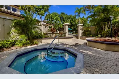 4241 W McNab Rd #11, Pompano Beach, FL 33069 - Photo 4