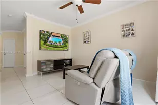 9033 W 33rd Ave, Hialeah, FL 33018 - Photo 12