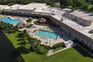 581 SW 169th Way, Weston, FL 33326 - Photo 34