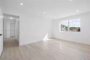 10953 SW 151st Pl, Miami, FL 33196 - Photo 14