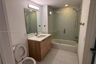 16385 Biscayne Blvd, North Miami Beach, FL 33160 - Photo 24