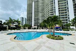 20281 E Country Club Dr, Aventura, FL 33180 - Photo 30