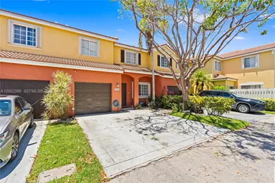 1844 SW 102nd Way, Miramar, FL 33025 - Photo 2