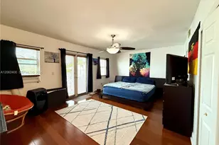 1033 SW 9th Ct, Miami, FL 33130 - Photo 14