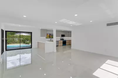 17630 SW 108th Ct, Miami, FL 33157 - Photo 4