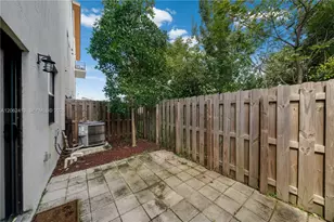 10425 NW 82nd St, Doral, FL 33178 - Photo 12