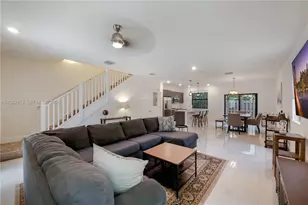 10425 NW 82nd St, Doral, FL 33178 - Photo 6