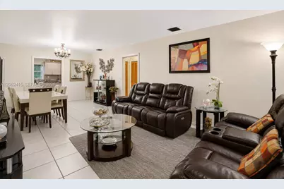 2815 NW 14th St, Miami, FL 33125 - Photo 4