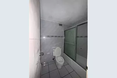 2899 Collins Ave #940, Miami Beach, FL 33140 - Photo 34