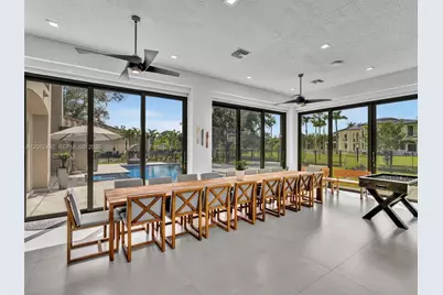 1021 NW 115th Ave, Plantation, FL 33323 - Photo 52