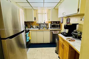 18181 NE 31st Ct, Aventura, FL 33160 - Photo 12
