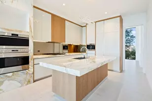 2811 S Bayshore Dr, Coconut Grove, FL 33133 - Photo 16