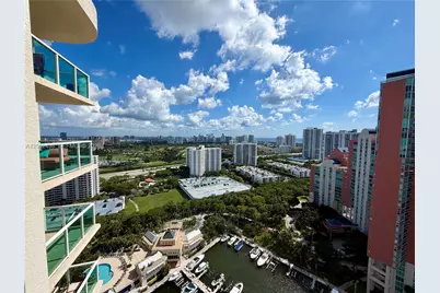 3330 NE 190th St #2711, Aventura, FL 33180 - Photo 4