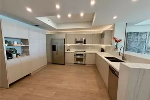 3330 NE 190th St, Aventura, FL 33180 - Photo 22