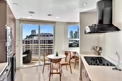 848 Brickell Key Dr #1805, Miami, FL 33131 - Photo 16