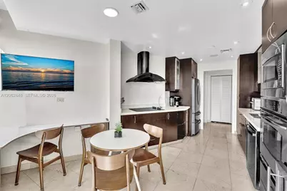 848 Brickell Key Dr #1805, Miami, FL 33131 - Photo 18