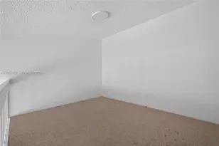 9429 Fontainebleau Blvd, Miami, FL 33172 - Photo 22