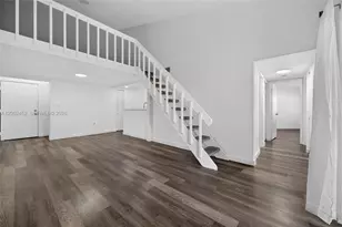 9429 Fontainebleau Blvd, Miami, FL 33172 - Photo 10