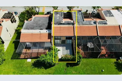 3957 Adra Ave #F-49, Doral, FL 33178 - Photo 2