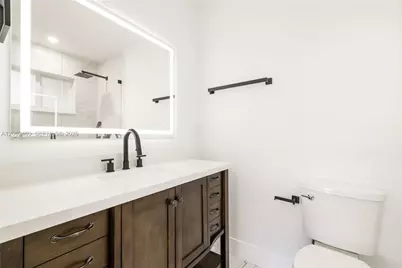 2111 N 14th Ct, Hollywood, FL 33020 - Photo 22