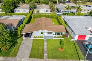 2111 N 14th Ct, Hollywood, FL 33020 - Photo 2